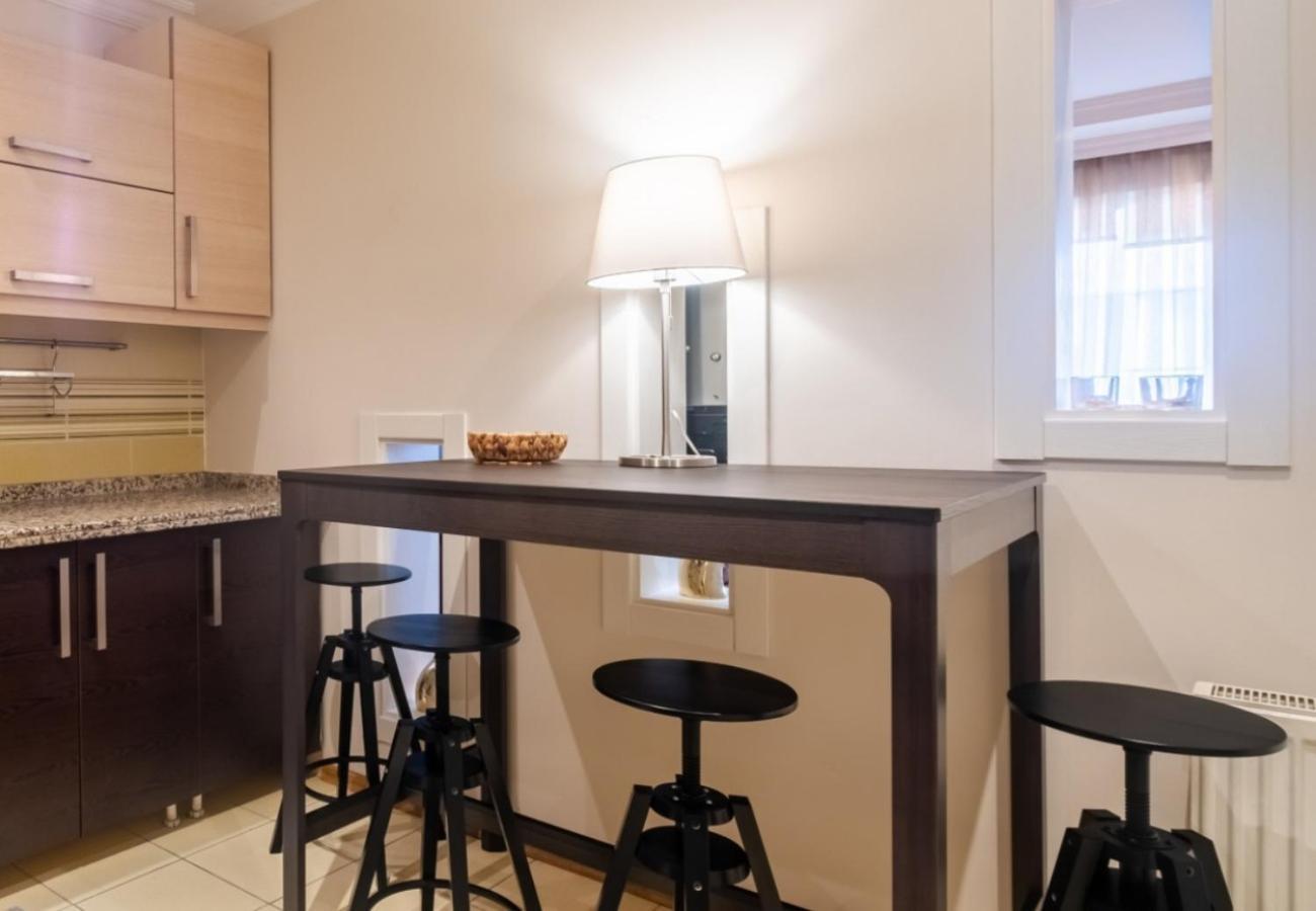 Exclusive Flat With Balcony In Nisantasi Istambul Exterior foto